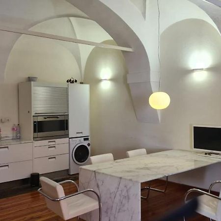 Historic E Comfort Suite - Locazione Semplice 볼로냐 외부 사진