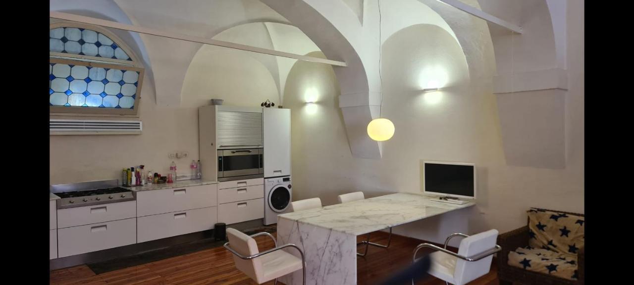 Historic E Comfort Suite - Locazione Semplice 볼로냐 외부 사진