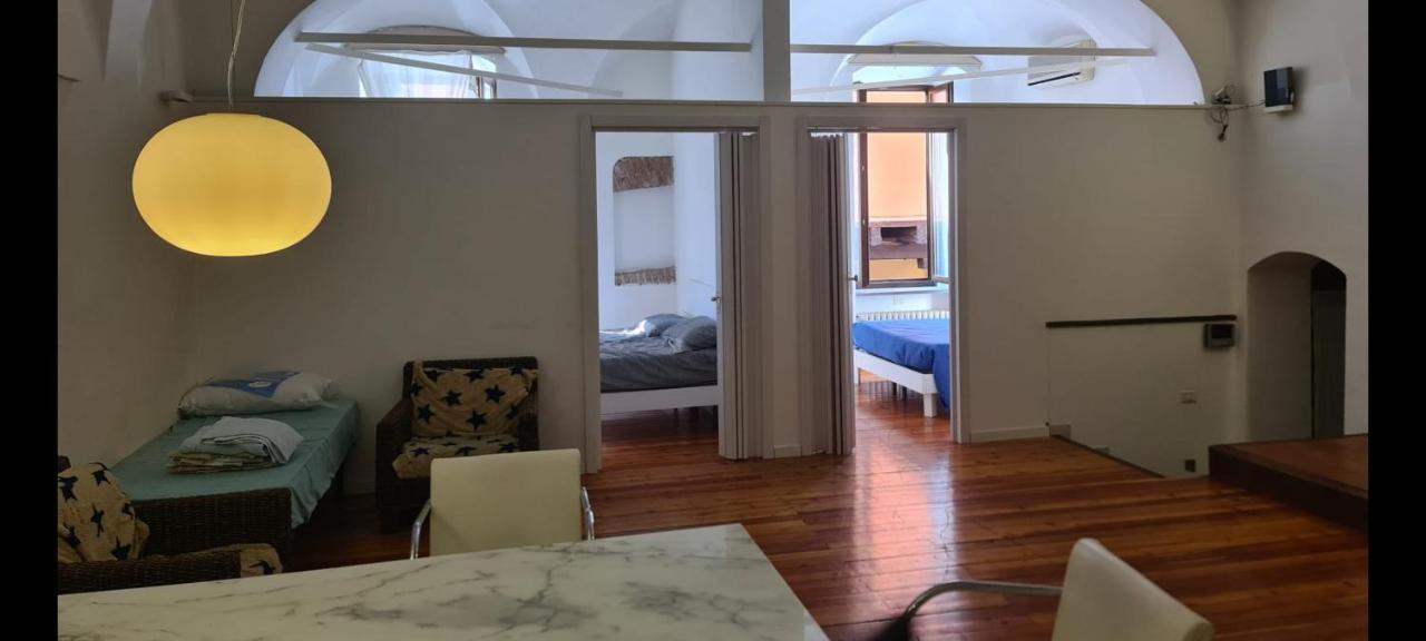 Historic E Comfort Suite - Locazione Semplice 볼로냐 외부 사진